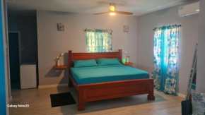 Coconut Creek Deluxe Suite